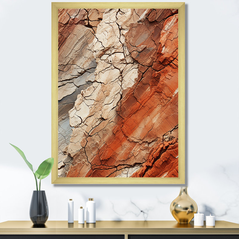 Earth Minimalist Fossils III - Abstract Collages, art mural, Cadre doré simple, H 20 po x l 12 po x P 1 po