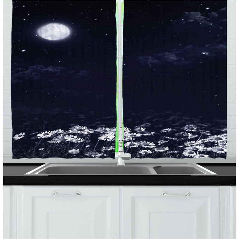 Pointed Kitchen Curtain