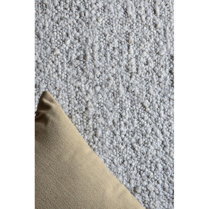 Deva Rectangle Area Rug in Silver, Rectangle 5' x 8'