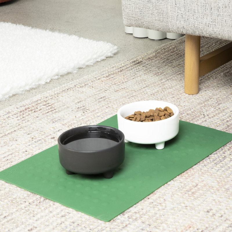 Medium Black Elevated Ceramic Pet Bowl