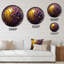 Horloge murale mauve et jaune-93382776