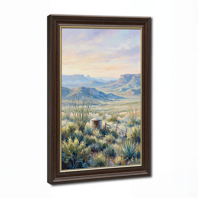 Paysage désertique avec réservoir d'eau et clôture, Mesa