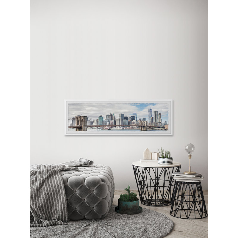 «Bridge and the City» - Impression sur papier encadrée, H 15 po x l 45 po