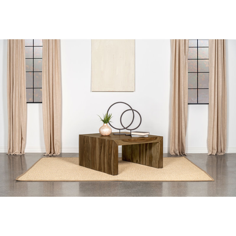Table basse carrée en bois massif Zaria Auburn