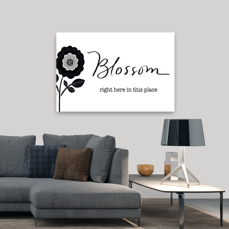 Art contemporain en fleurs, H 48 po x l 32 po