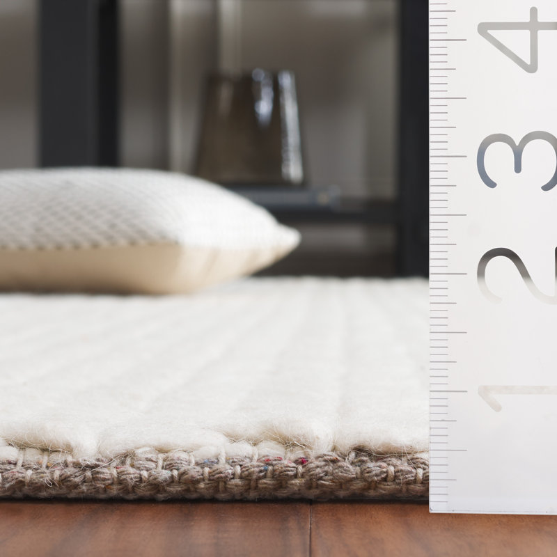 Tapis ivoire Finnick 707, Rectangle de 5 pi x 8 pi