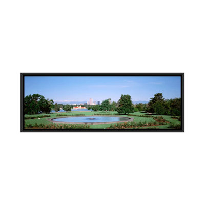 «Garden in City Park with Denver and Mount Evans Denver, Colorado», reproduction de photo sur toile