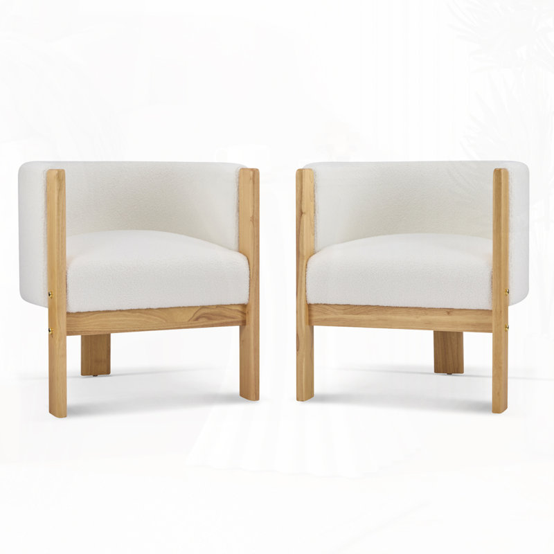 Chaise de salle à manger en bois avec accoudoirs