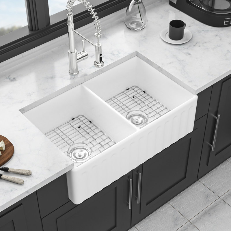 White 33 Inch Ceramic Double Bowl Sink - Discoloration And , Fits Cabinets Perfectly Farm Kitchen Chip Scratch Front Or Side Mounting