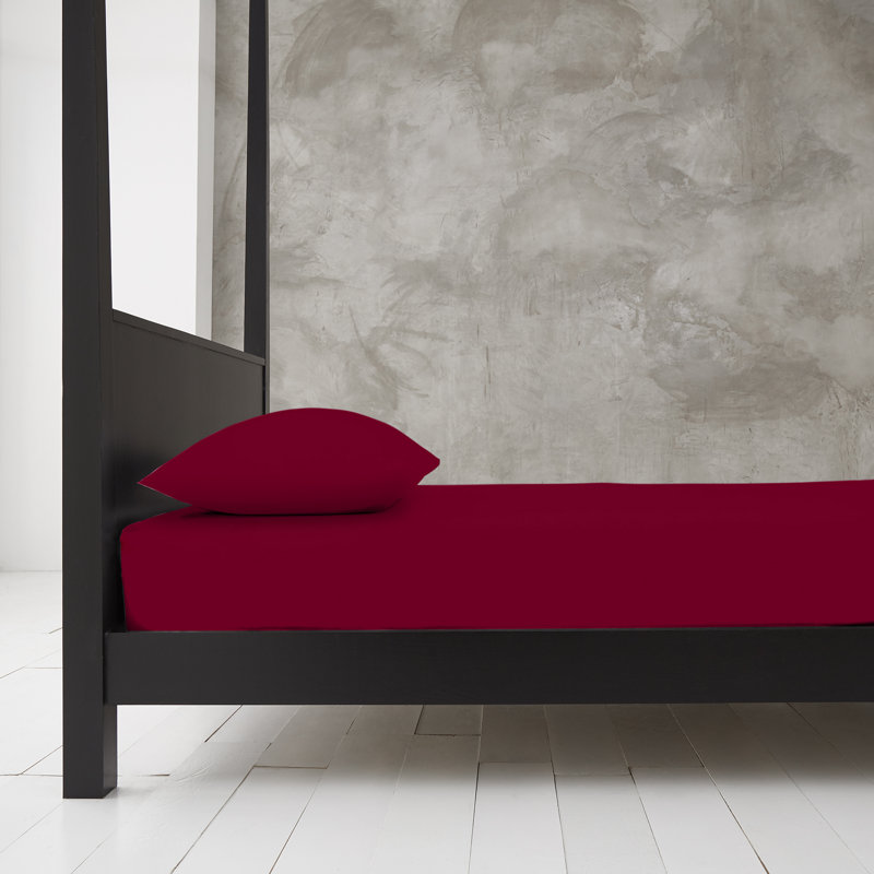 Diamond Fitted Sheet, Red, 4Ft Double
