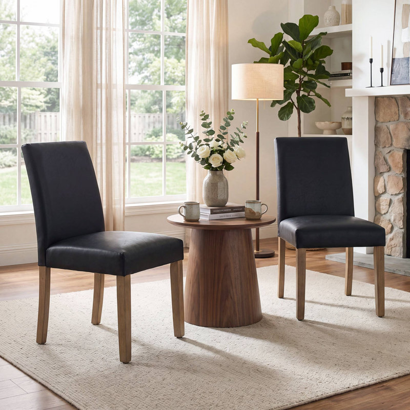 Chaise rembourrée en bois, Black