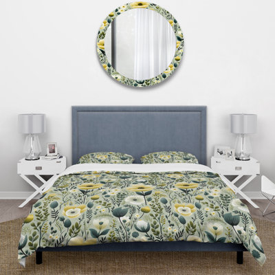 Tranquil Green And White Garden Blooms Box Stitch Floral Duvet Cover