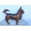 Statue de chien de Poméranie en bronze dans une pose gracieuse Nifao Collection 18 po x 6 po x H 14 po