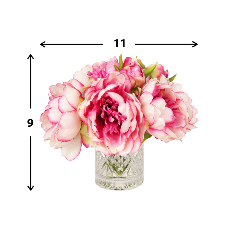 Pivoines disposées dans un vase en verre, Rose