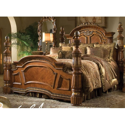 Villa Valencia Scalloped Bed