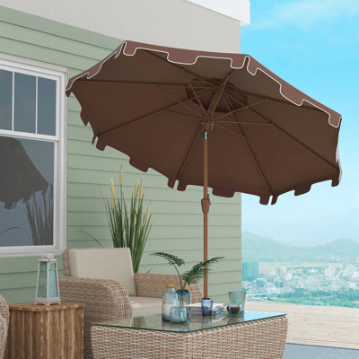 Parasol de patio à double plateau à volants 9 pi - Avec inclinaison et manivelle pour le confort extérieur dans le jardin, la terrasse, la piscine, brun avec bouton-poussoir