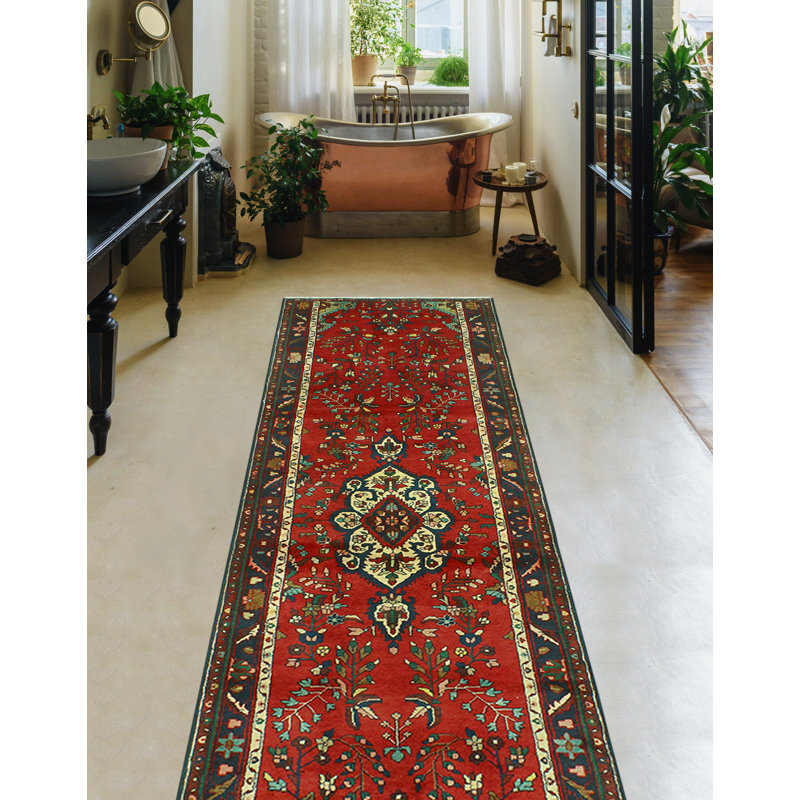 Khrystopher Distressed Marco Red Runner