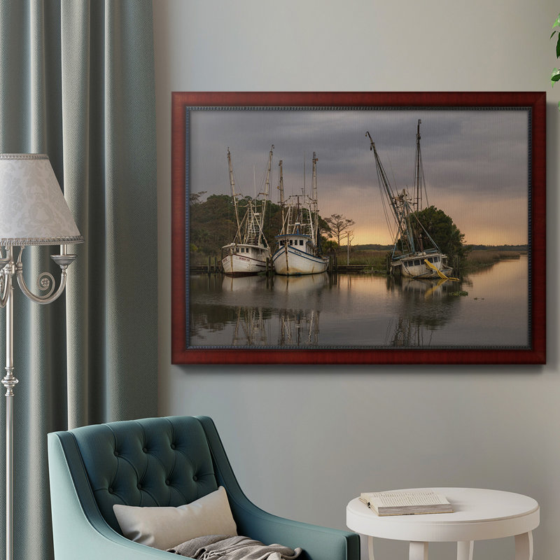 Toile encadrée de qualité supérieure Trawler - prête à être accrochée, H 16 po x l 20 po x P 2,5 po