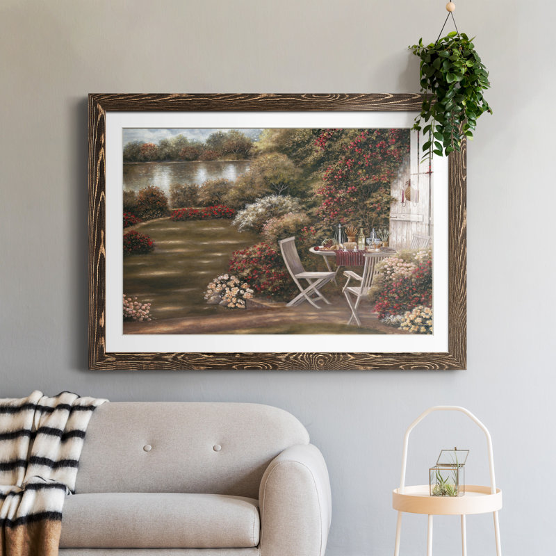 Laura's Place - peinture encadrée, H 31,5 po x l 23,5 po x P 1,5 po, Encadré de bois de noyer