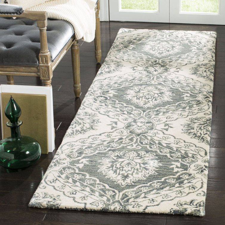 Ferrera Hand-Tufted Wool Gray/Black Area Rug