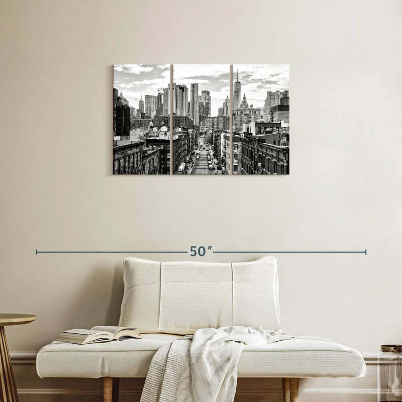 Rorry Financial District, 20" H x 33" W