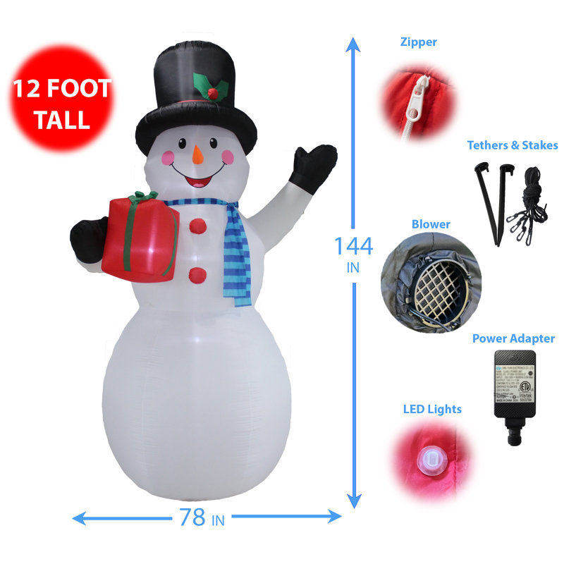 Grand et grand bonhomme de neige gonflable