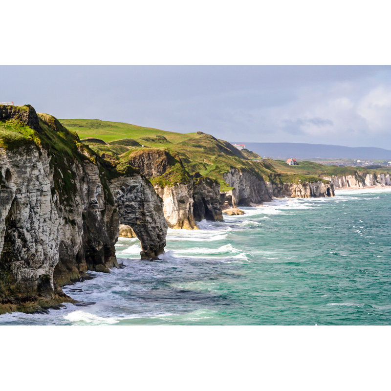 Antrim Coast - Photographie sur toile tendue, H 8 po x l 12 po