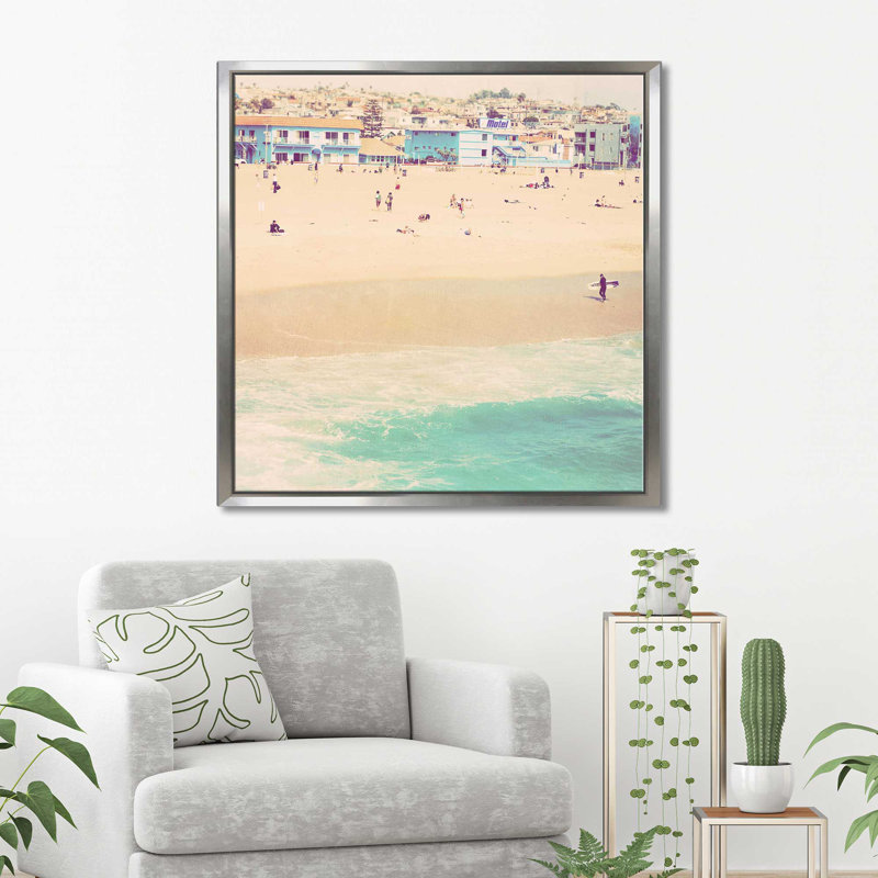 Le môtel par Myan Soffia - photographie, Cadre flottant argent, H 27,5 po x l 27,5 po x P 2 po