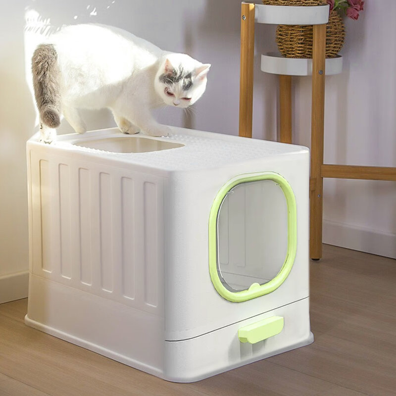 Polyethylene Plastic Enclosed Litter Box with Scoop, Green