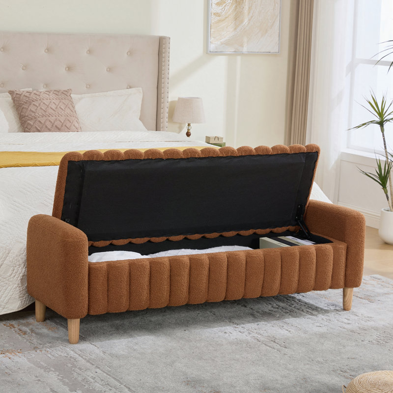 Banc de rangement capitonné Wave Channel avec tissu Teddy et pieds en bois massif, Caramel, Caramel