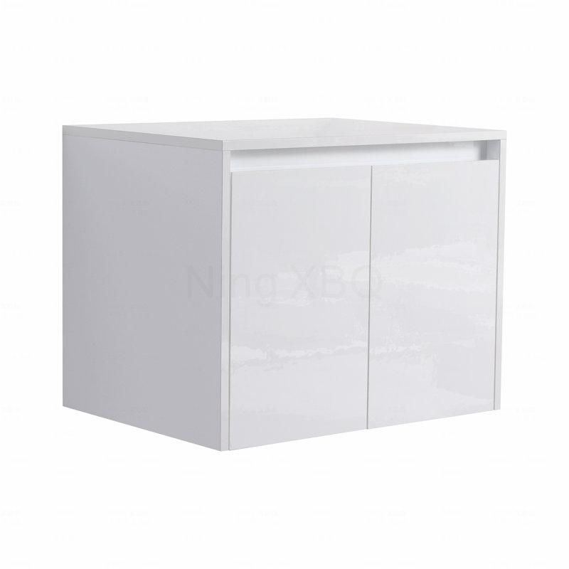 Armoire murale de salle de bain 24 po, 2 portes à fermeture douce, conception à fixation flottante, blanc brillant (emballage Kd)