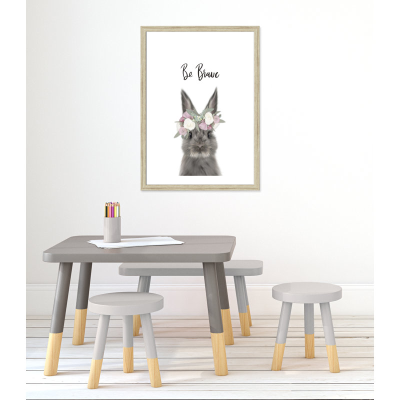 Le lapin est courage, H 36,5 po x l 26,5 po x P 0,63 po, Beige Flat Framed