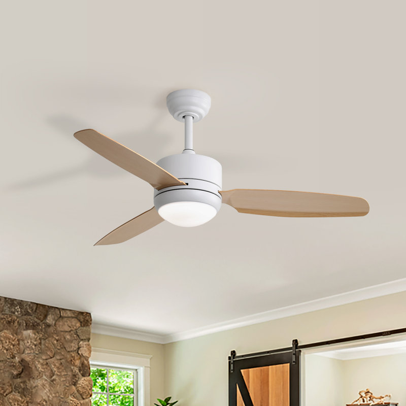 Ventilateur de plafond moderne à 3 pales avec lumière DEL et télécommande Ladontay, Burlywood, 44 po de largeur