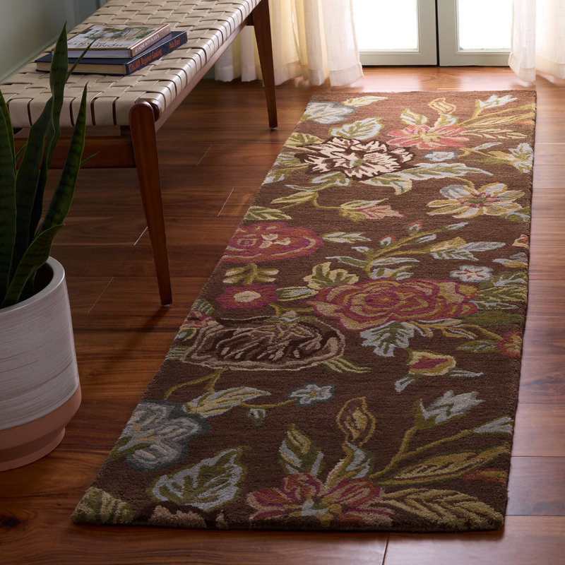 Tapis en laine, coton et latex brun à motif floral crocheté à la main Emrick, Tapis de couloir 2 pi 3 po x 8 pi