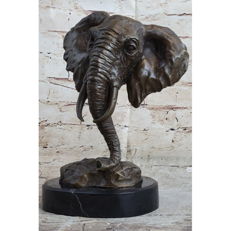 Figurines et sculptures