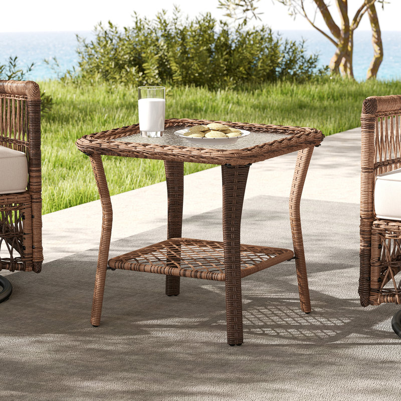 Table d'appoint de patio en osier