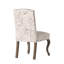 De 2 chaises de salle à manger Kd - Tissu beige avec motif d'écriture française, pieds en chêne patiné pour les pièces élégantes