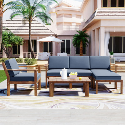 Ensemble de canapé d'extérieur confortable pour plusieurs personnes avec table pratique pour divers espaces