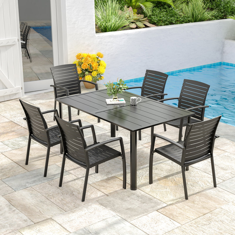 Ensemble repas pour 6 personnes avec table rectangulaire de 63 po