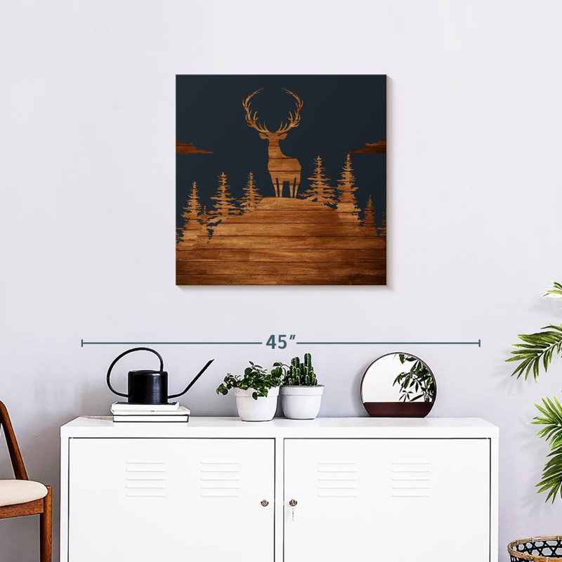 Crowle King, 24" H x 24" W