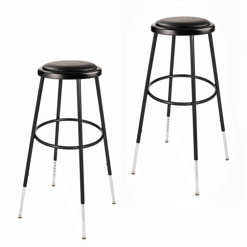 Tabouret rembourré en vinyle robuste de qualité commerciale de 32 à 39 pouces Otto, Noir, 30.5"