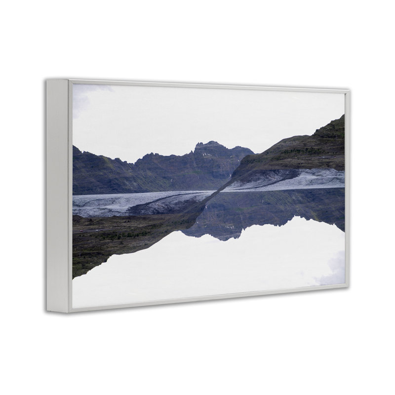 «Ice Road Trip Mountains», estampe numérique, design par Robin Vandenabeele, H 16 po x l 24 po