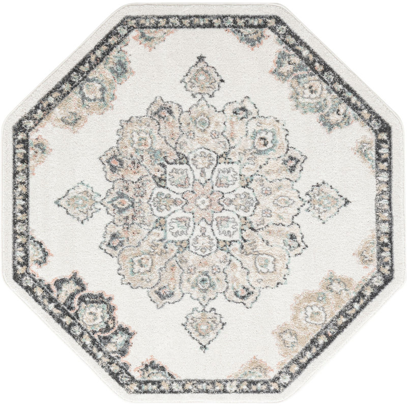 Makay Oriental Indoor Rug, Octagon 5'