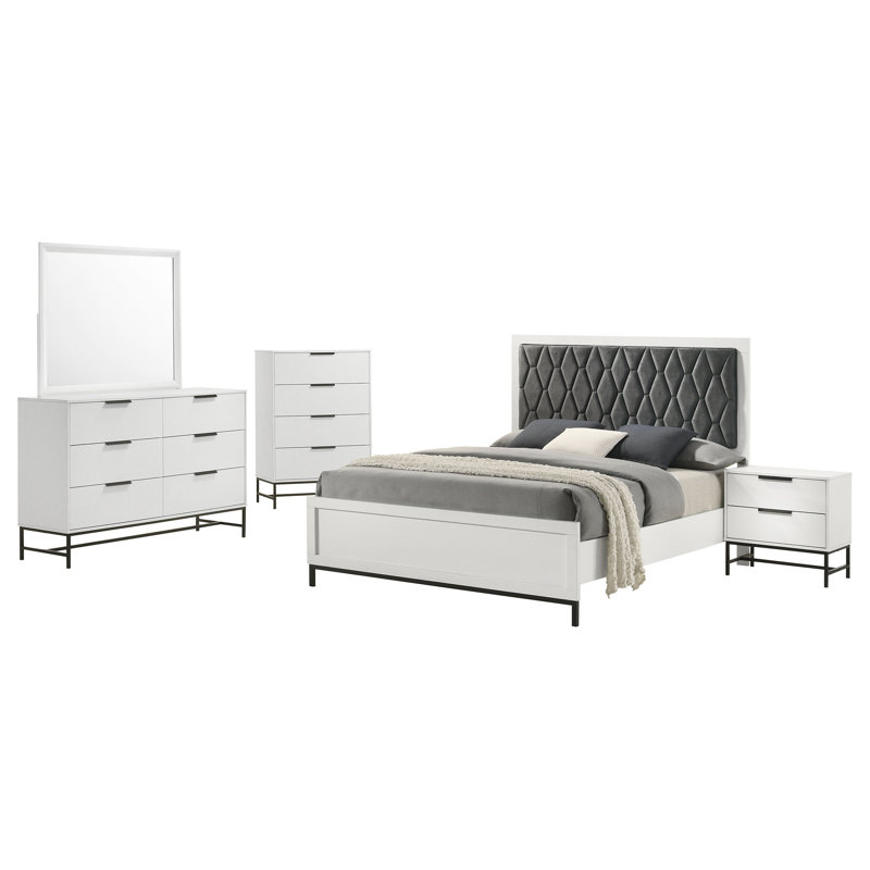 Clodomiro 5-piece Eastern King Bedroom Set White, King