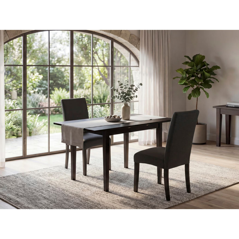 L'ensemble de table de salle à manger moderne 3 pièces comprend une table rectangulaire en bois avec feuille papillon et 2 chaises Parson en tissu de couleur noire, 32 x 54 pouces, noir