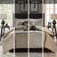 Couette 7 pièces en faux suède beige King - Garnissage resplendissant et oreillers attrayants - Ensemble grandiose et élégant