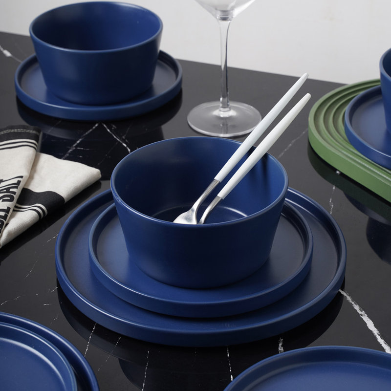 Blue Ceramic 16-Piece Solid Dinnerware Set for 8