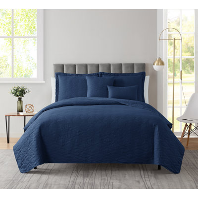 Ellipse Wave Premium Microfiber Reversible Quilt Set