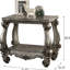 Table de bout carrée antique avec tablette, gris, décor de salon