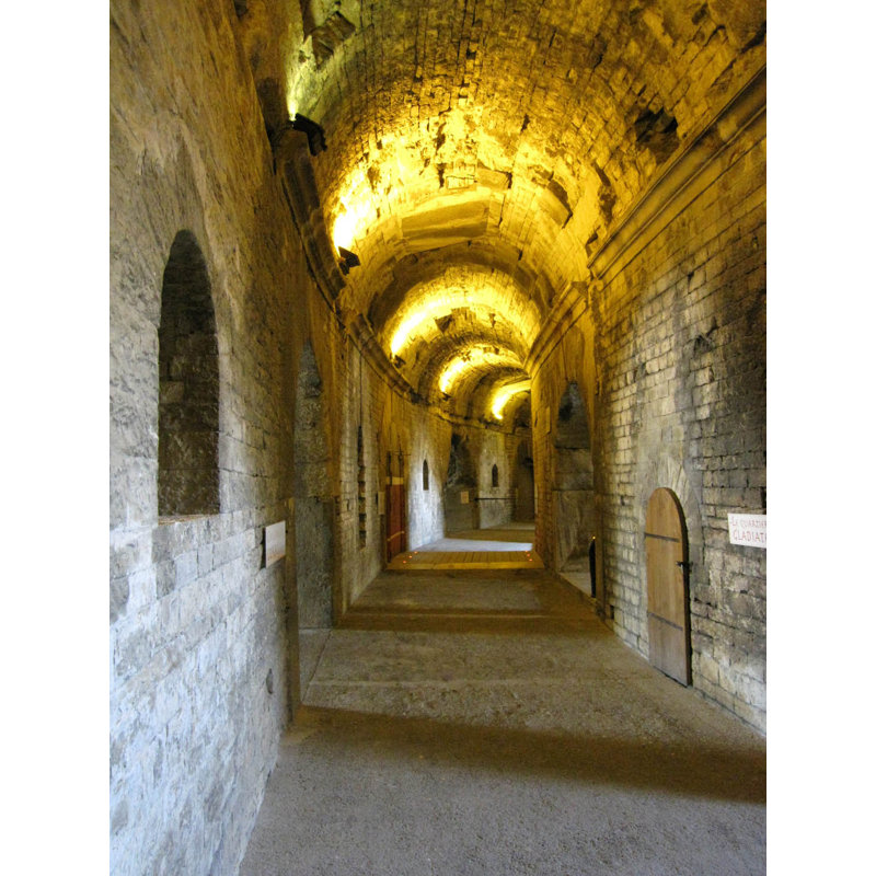Décalcomanie murale nimes france, H 24 po x l 18 po